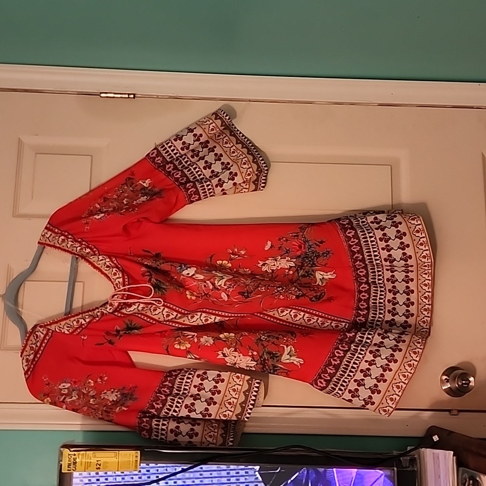 Dress - Picture 4 of 7